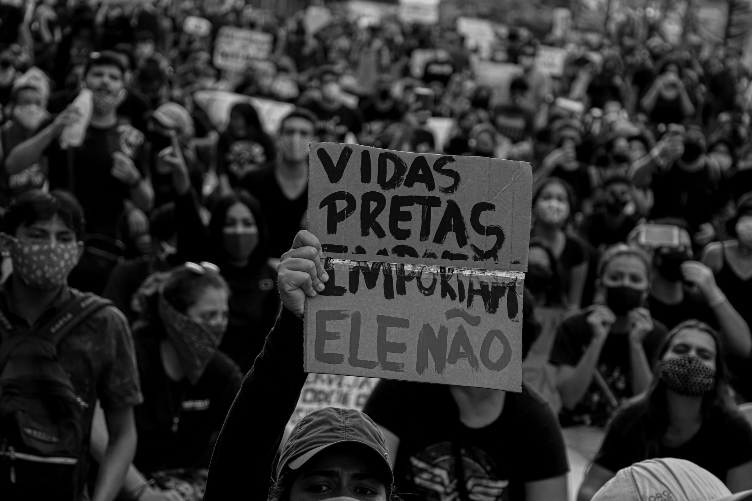 Um "protesto anti-facista" em Manaus, Amazonas (foto cortesia de Leonardo Leão, @leaoleo)